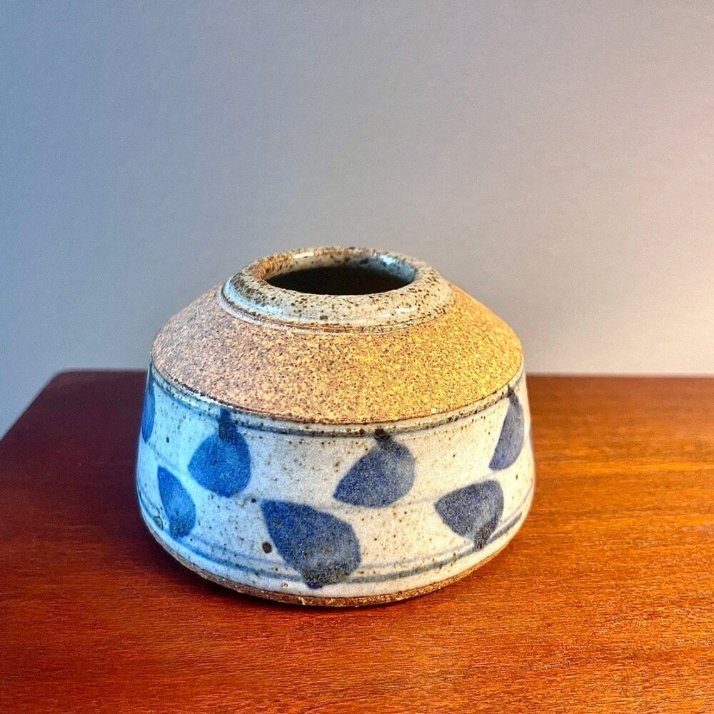 Studio Pottery Stoneware Vase Haiaburi Tokkuri Japan Style